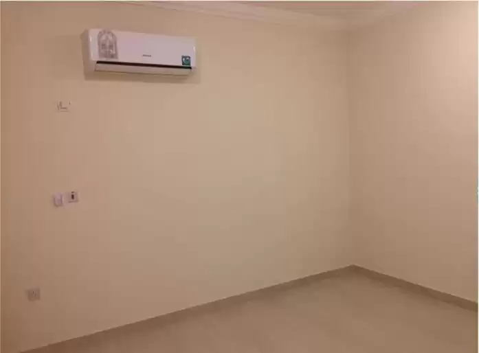 Жилой Готовая недвижимость 1 спальня С/Ж Квартира  в аренду в Аль-Садд , Доха #14239 - 1  image 